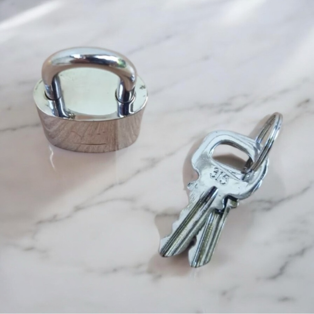 LAST ONE! Louis Vuitton PadLock Lock & 2 Keys Brass Shiny Silver Number 315 - Picture 5 of 8